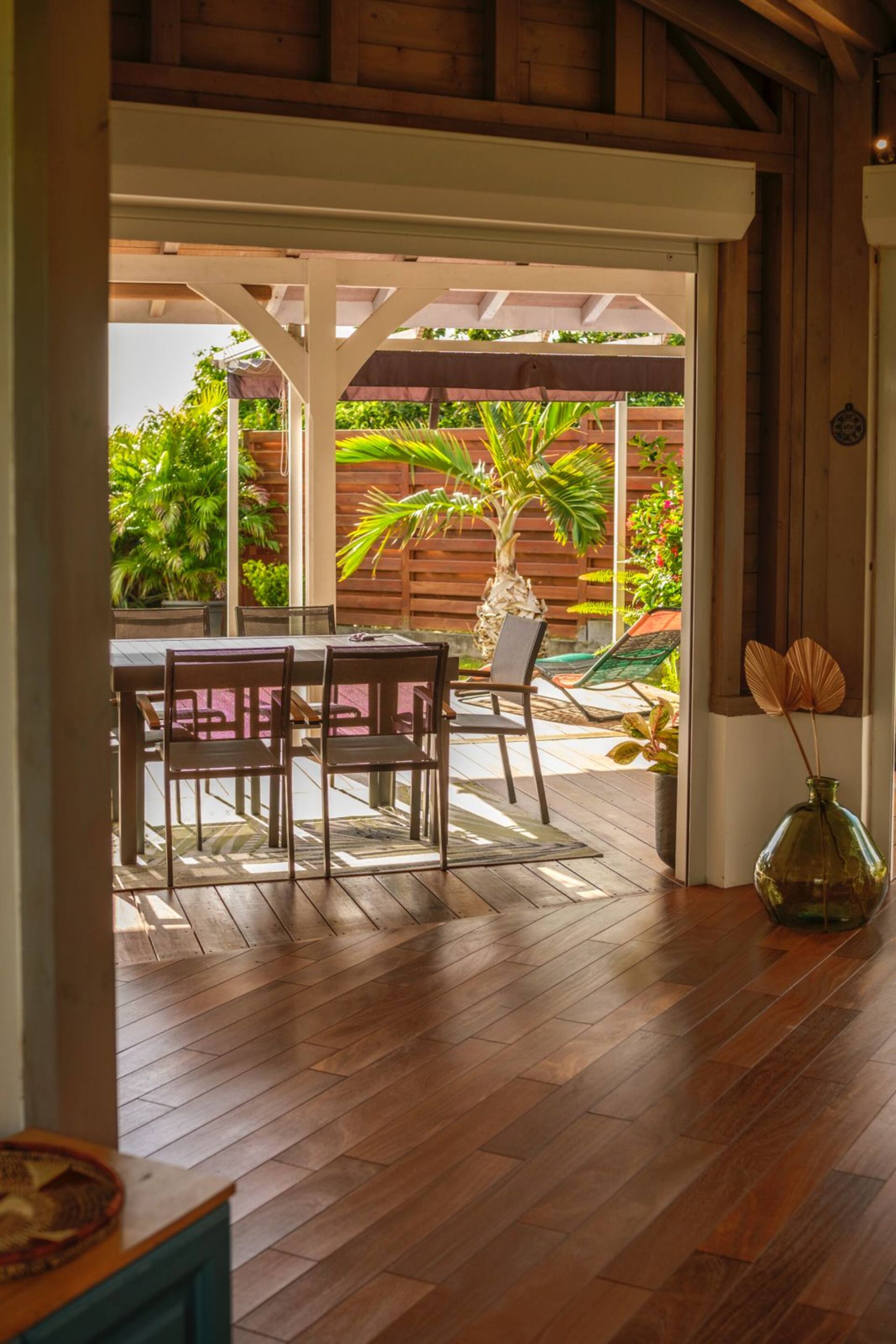 La table d’hôtes sur la terrasse